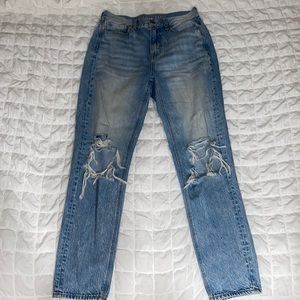 American Eagle Mom jeans